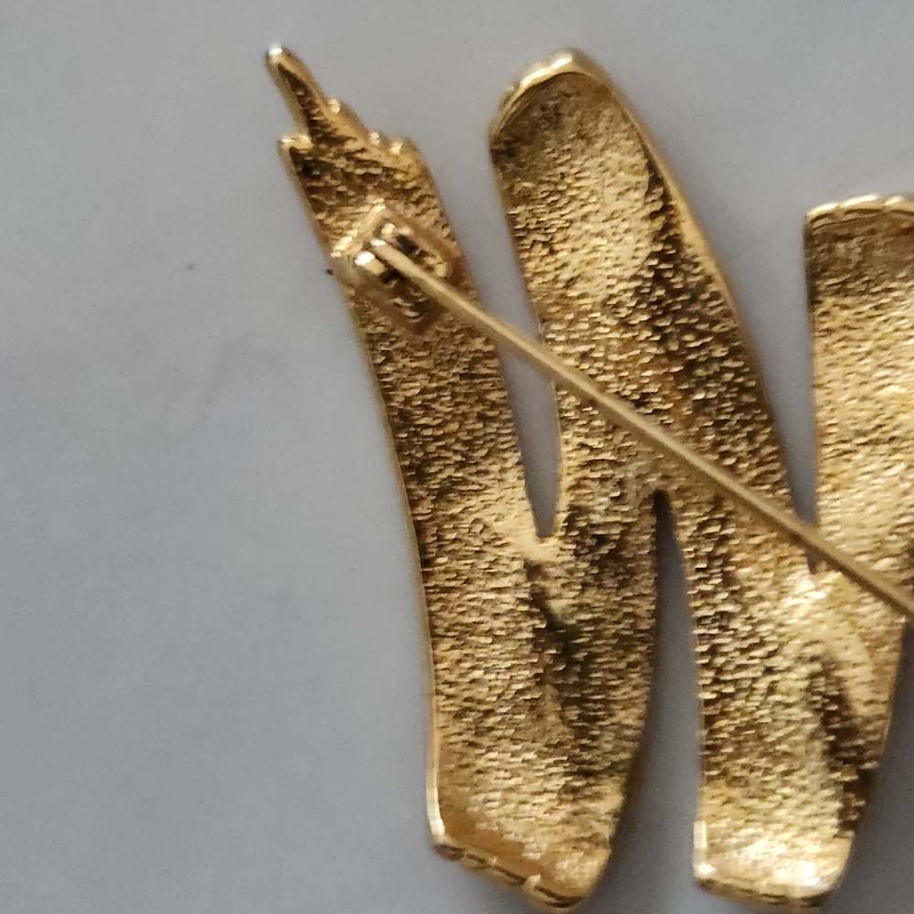 Brooch - Picture 7 of 8